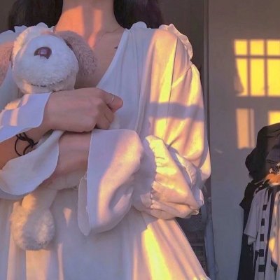 春色无边满绿波